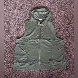 NWT Christopher &‎ Banks Relaxed Restyled Zip Front Vest